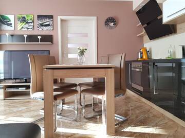 Фотографии Апартаменты Apartment Pegaz & Aqua Marina г. Свиноуйсьце (Польша) №2 Фото Апартаменты Apartment Pegaz & Aqua Marina г. Свиноуйсьце 2