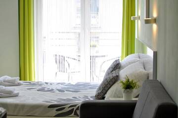 Фото номера Deluxe Apartment with Balcony (3 Adults)  - ul. Orzeszkowej 4 Апартаменты Apartamenty Feniks &amp; Pegaz г. Свиноуйсьце 9