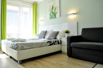 Фото номера Deluxe Apartment with Balcony (3 Adults)  - ul. Orzeszkowej 4 Апартаменты Apartamenty Feniks &amp; Pegaz г. Свиноуйсьце 10