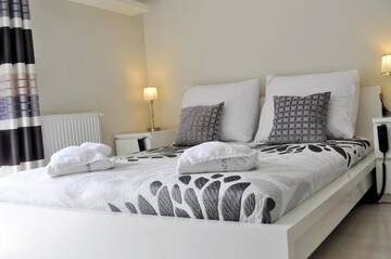 Фото номера Deluxe Apartment with Balcony (3 Adults) - ul. Orzeszkowej 4 Апартаменты Apartamenty Feniks &amp; Pegaz г. Свиноуйсьце 23