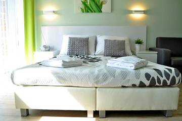 Фото номера Deluxe Apartment with Balcony (3 Adults)  - ul. Orzeszkowej 4 Апартаменты Apartamenty Feniks &amp; Pegaz г. Свиноуйсьце 5