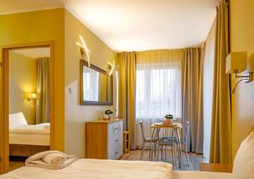 Фото номера Люкс с балконом Апарт-отели Hotel Lazur Apartamenty г. Свиноуйсьце 9