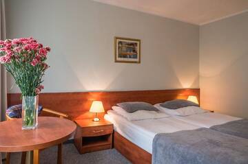 Фото номера Двухместный номер с 1 кроватью Отель Hotel ***NAT Świnoujście г. Свиноуйсьце 9