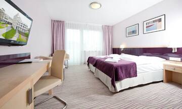 Фото номера Двухместный номер эконом-класса с 1 кроватью Отель Hotel Interferie Medical SPA г. Свиноуйсьце 2