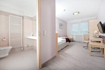 Фото номера Одноместный номер Отель Hotel Interferie Medical SPA г. Свиноуйсьце 5