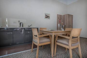 Фото номера Апартаменты (для 2 взрослых) Отель Hotel Cesarskie Ogrody г. Свиноуйсьце 3
