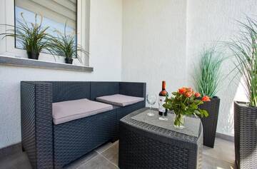 Фото номера Апартаменты с 1 спальней Апартаменты 4UApart Apartment suite Emporio г. Свиноуйсьце 32