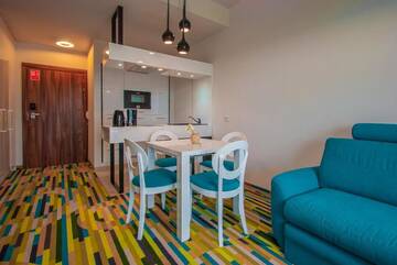 Фото номера Апартаменты с 1 спальней и балконом Апартаменты Apartamenty Na Wyspie - Baltic Molo г. Свиноуйсьце 4