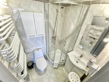 Фото номера Трехместный номер с собственной ванной комнатой Хостелы Stawa Hostel &amp; Apartments г. Свиноуйсьце 5