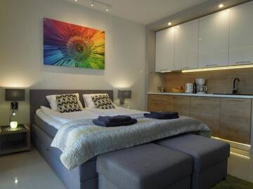 Фото номера Апартаменты с балконом Апартаменты 4UApart-Apartment studio Mohito г. Свиноуйсьце 43