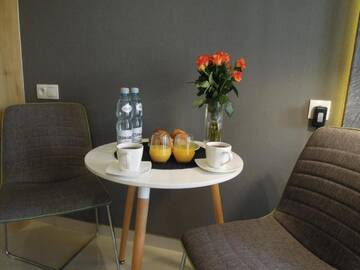 Фото номера Апартаменты с балконом Апартаменты 4UApart-Apartment studio Mohito г. Свиноуйсьце 19