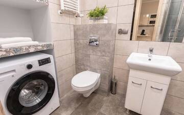 Фото номера Апартаменты с балконом Апартаменты Apartament Wojska Polskiego 18c г. Свиноуйсьце 34