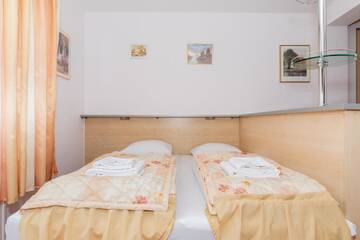 Фото номера Стандартный номер-студио Апартаменты Apartamenty przy Promenadzie by Renters г. Свиноуйсьце 11