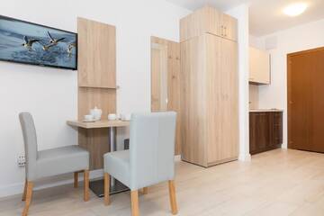 Фото номера Апартаменты с балконом Апартаменты Apartamenty Aquamarina by Renters г. Свиноуйсьце 7