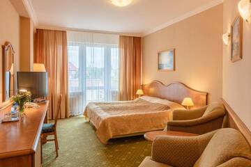 Фото номера Двухместный номер с 1 кроватью или 2 отдельными кроватями Отель Hotel Polaris г. Свиноуйсьце 10