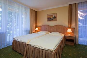 Фото номера Двухместный номер с 1 кроватью или 2 отдельными кроватями Отель Hotel Polaris г. Свиноуйсьце 20