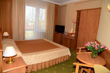 Фото номера Двухместный номер с 1 кроватью или 2 отдельными кроватями Отель Hotel Polaris г. Свиноуйсьце 21