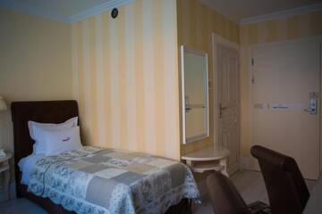 Фото номера Двухместный номер с 2 отдельными кроватями Отель Hotel Ottaviano г. Свиноуйсьце 5